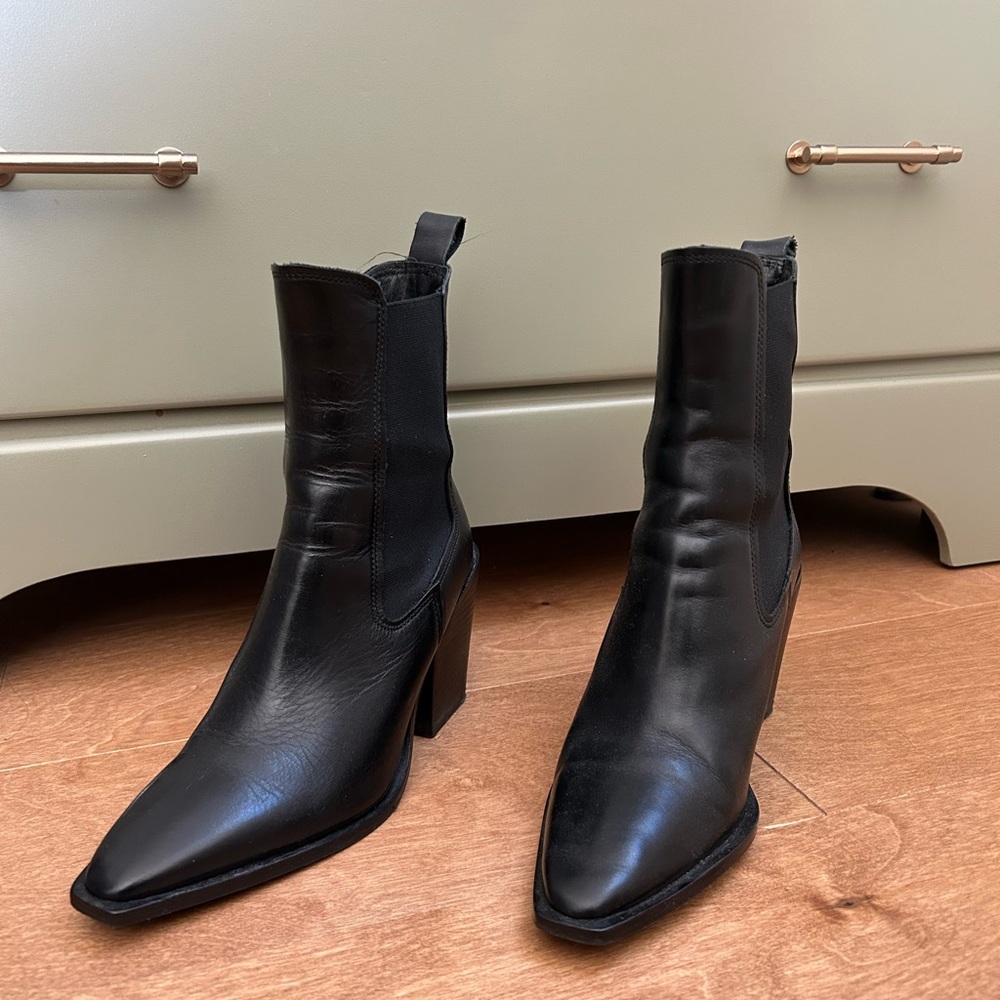 Chinese Laundry Booties